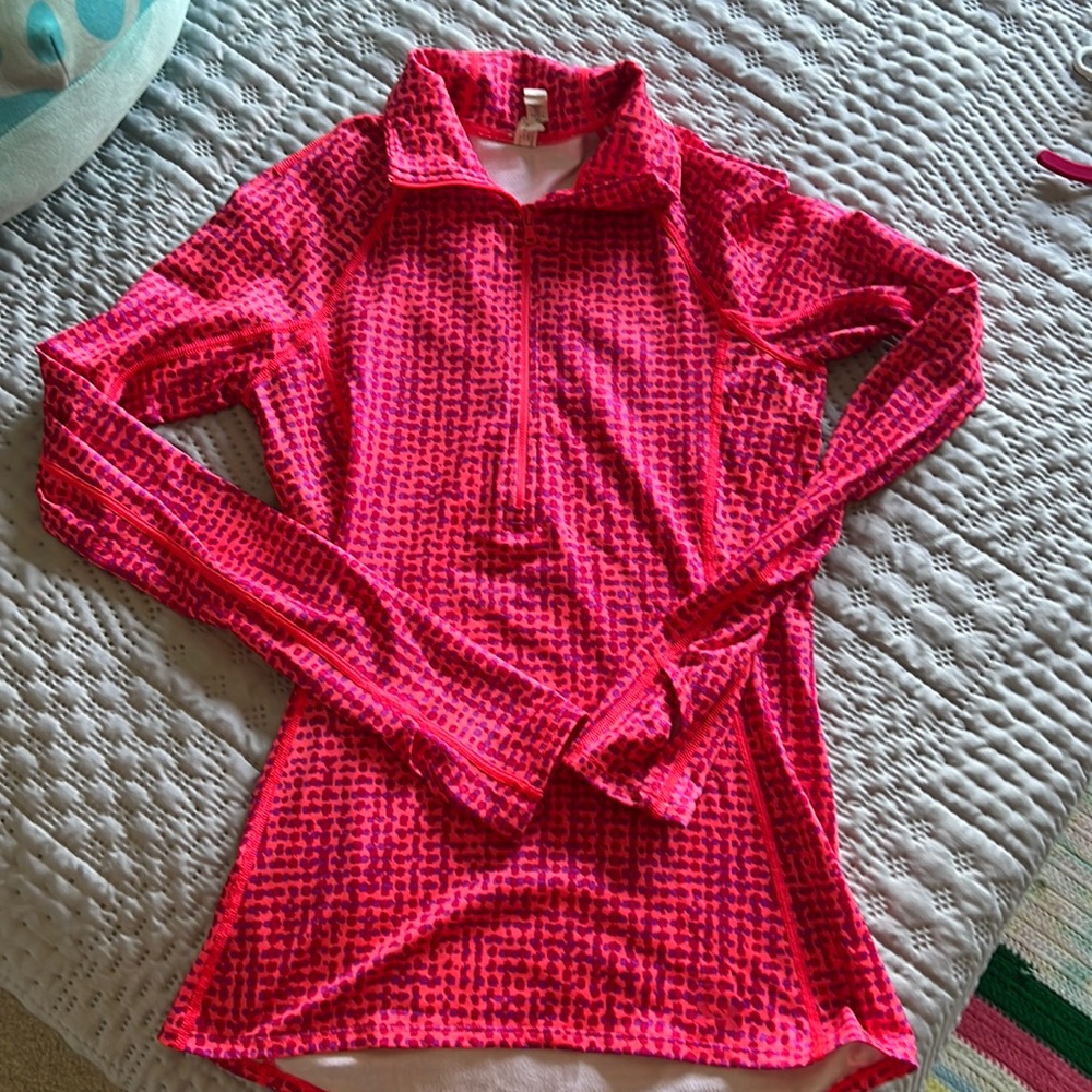 Under Armour cold gear top size small